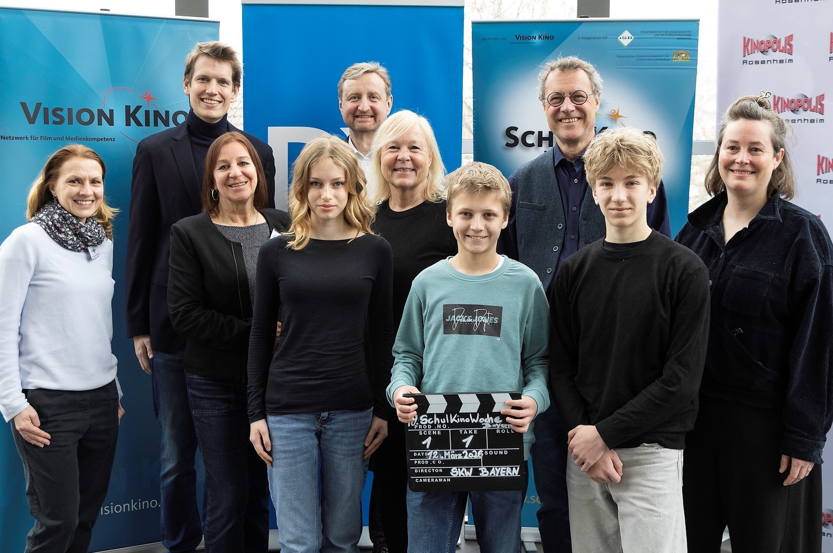Veranstalter, Moderatorinnen, Filmgäste und offizielle Vertretungen von Vision Kino, Kultusministerium und dem Staatsinstitut für Schulqualität